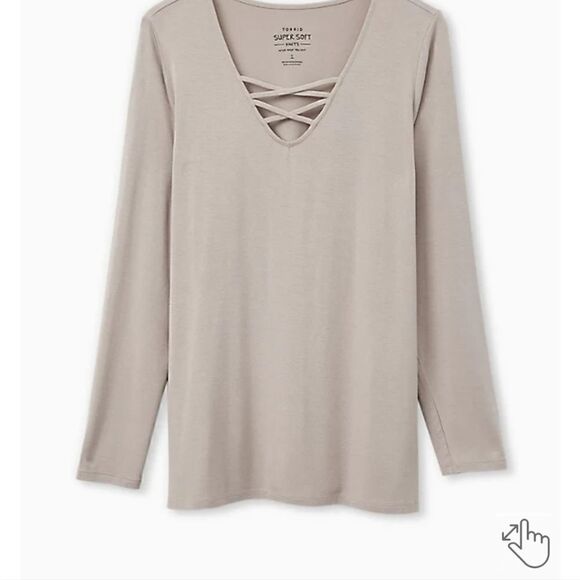 Torrid SUPER SOFT PEBBLE GREY LONG SLEEVE LATTICE TEE size 2 - Picture 4 of 9